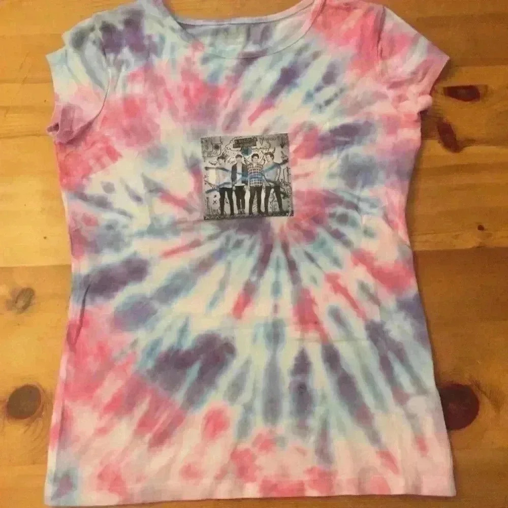 New! 5 Seconds Of Summer cropped Tie Dye T-shirt handmade girls L - Picture 2 of 7